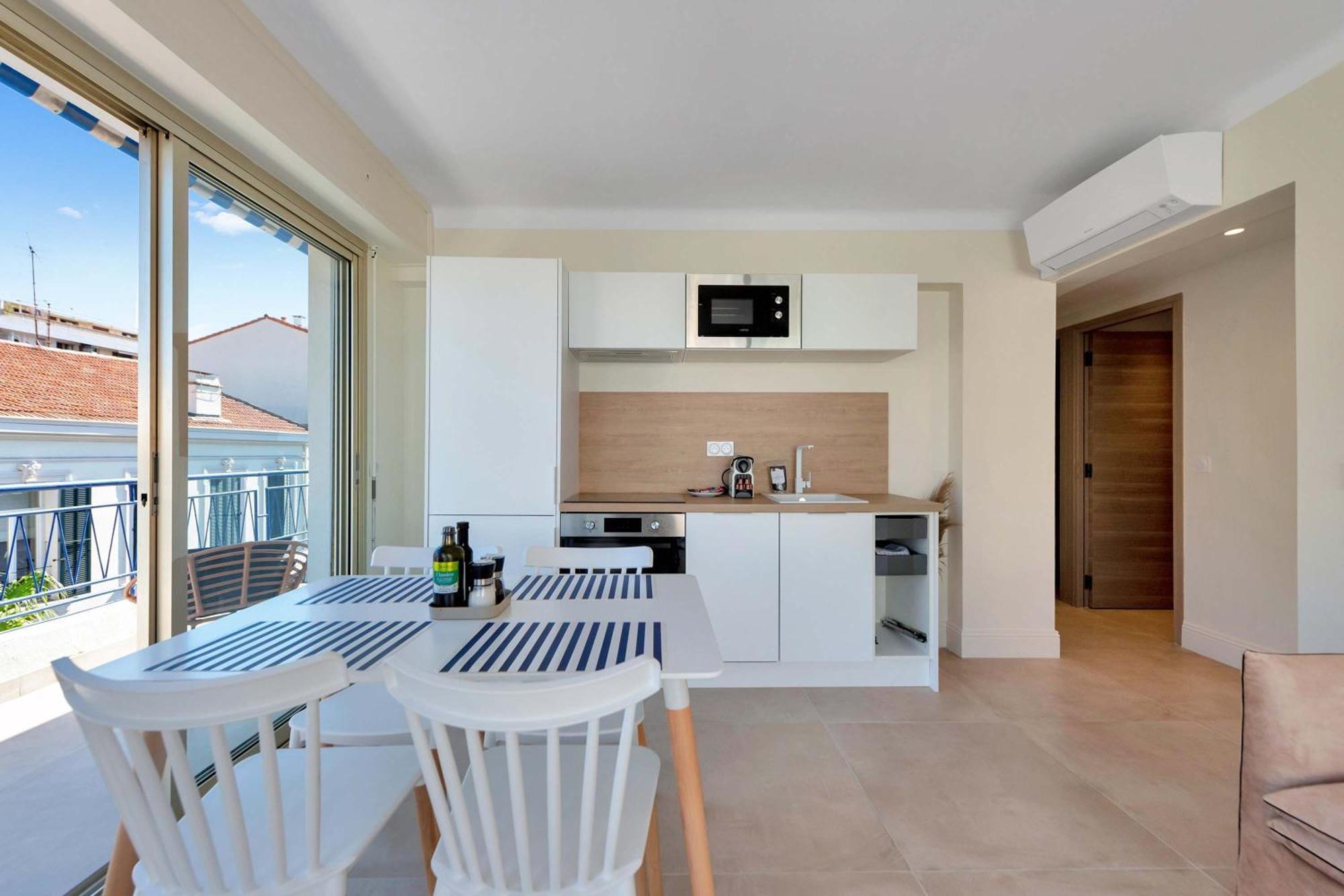 L'athena Elegant Avec Sublime Terrasse, Position Parfaite Pour Un Sejour Incroyable Appartamento
