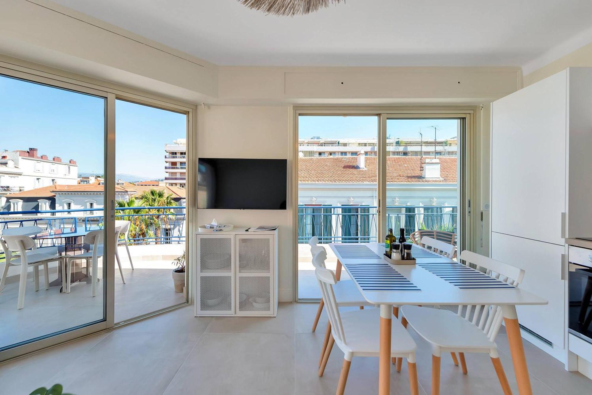 Appartamento L'athena Elegant Avec Sublime Terrasse, Position Parfaite Pour Un Sejour Incroyable *